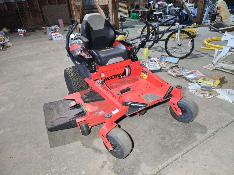 ARIENS IKON 52" ZERO TURN MOWER. RUNS AND OPERATES AS IT SHOULD. 24.4 HOURS