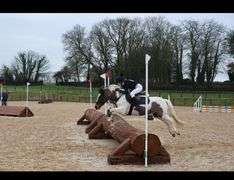 KESTRELS STRAWBERRY BON BON