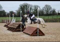 KESTRELS STRAWBERRY BON BON