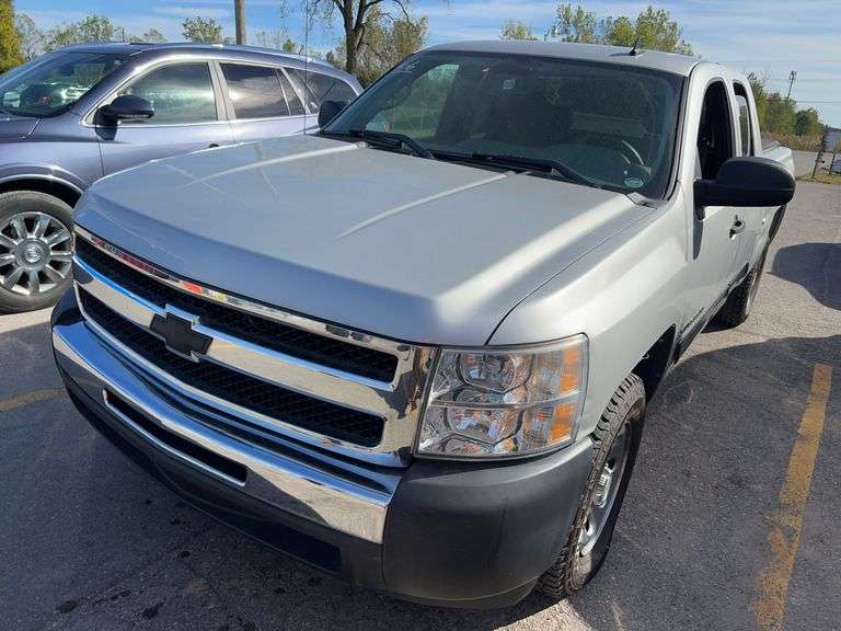 2010 CHEVROLET Silverado LS 1GCSCREA2AZ251475