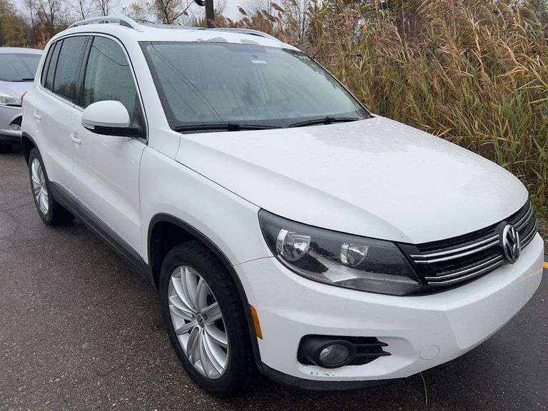 2013  VOLKSWAGEN  Tiguan  NA