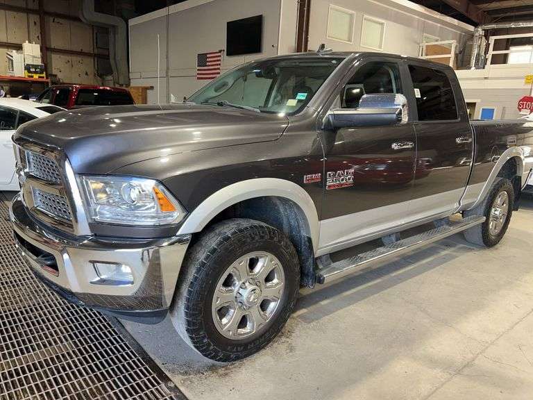 2014 RAM 2500 Laramie 3C6UR5FJXEG187178