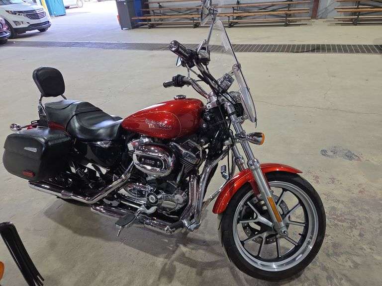 2014  HARLEY-DAVIDSON  Sportster SuperLow  1200