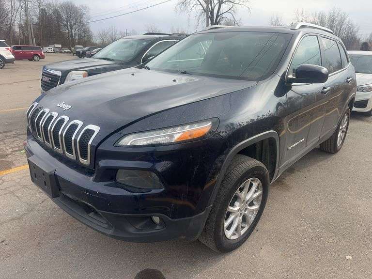 2014 JEEP Cherokee Latitude 1C4PJMCS9EW200475