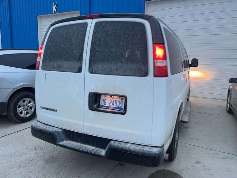 2021  CHEVROLET  Express  LS  38443  1GAWGEFp8m1206554