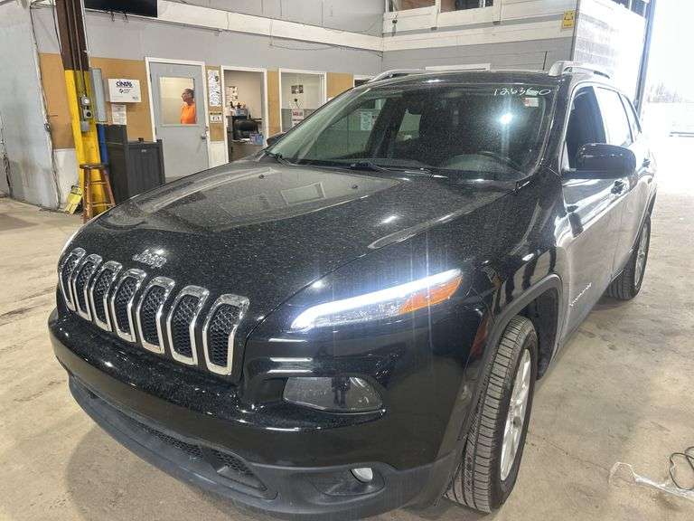 2017 JEEP Cherokee Latitude 1C4PJMCS4HW557888