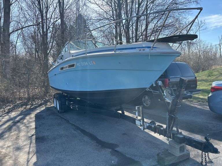 1980  SEARAY  BOAT  CUDDY CABIN