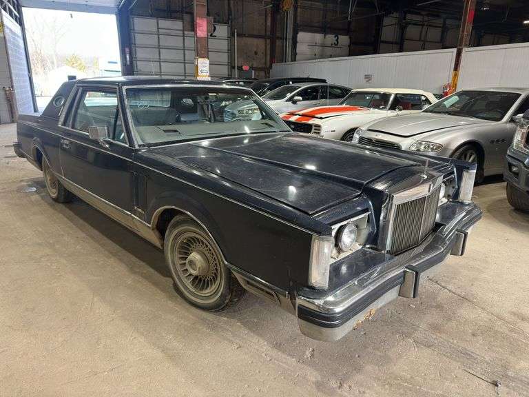 1983  LINCOLN  Mark  V