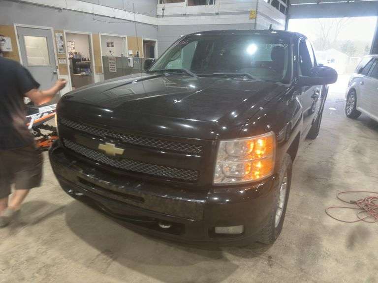 2011  CHEVROLET  Silverado  LTZ