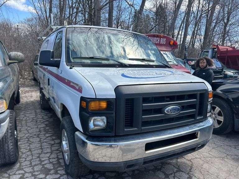 2011  FORD  E-250  Flexfuel