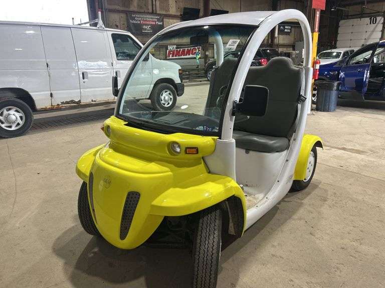 2000 GEM GEM 2 Passenger