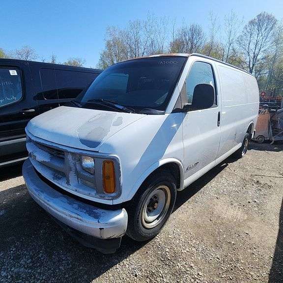 1999 CHEVROLET Express 2500 1GCFG25M5X1083720 40139903