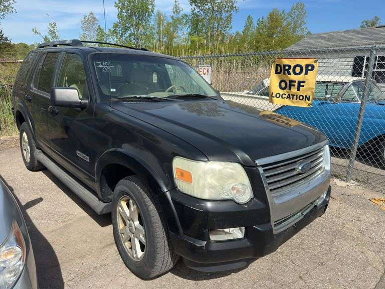 2008 FORD Explorer XLT 1FMEU73E98UA97239