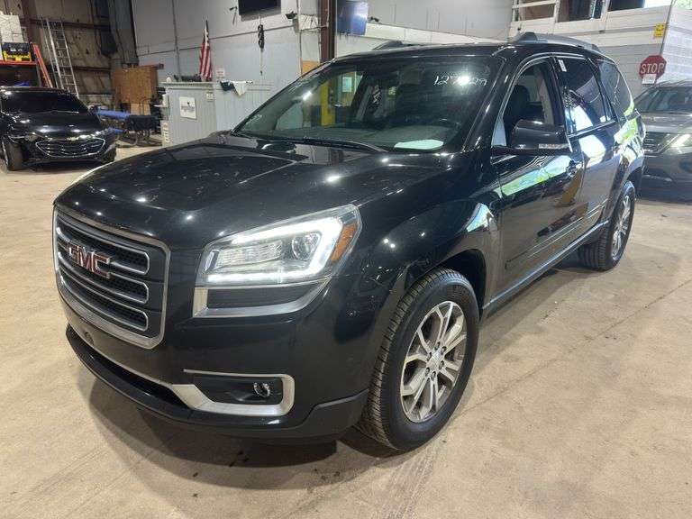 2014  GMC  Acadia  SLT