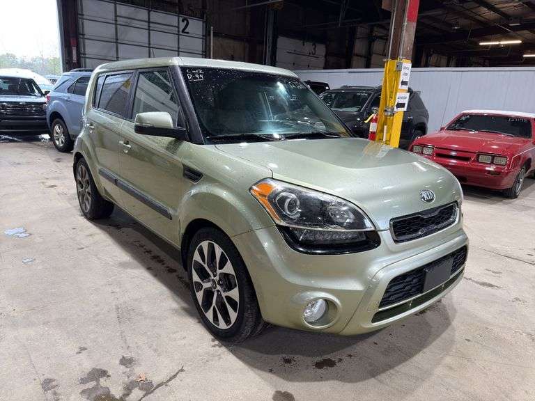 2013  KIA  Soul  -