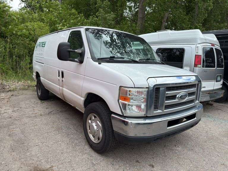 2014  FORD  E-250  Super duty