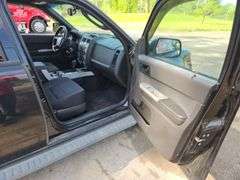 2011 FORD Escape XLT 2011 FORD Escape XLT 1FMCU9DG0BKB21580 MIW-2519-0974-MI