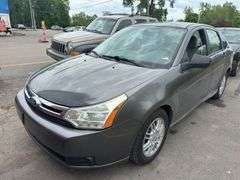 2010  FORD  Focus  SE