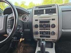 2011 FORD Escape XLT 2011 FORD Escape XLT 1FMCU9DG0BKB21580 MIW-2519-0974-MI