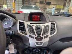2013  FORD  Fiesta  SE