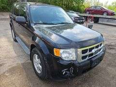 2011 FORD Escape XLT 2011 FORD Escape XLT 1FMCU9DG0BKB21580 MIW-2519-0974-MI