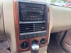 2007 FORD Explorer Eddie Bauer 1FMEU64E67UB05157 VMI-2519-2080-MI