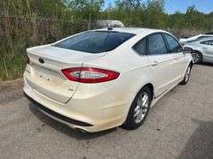 2014  FORD  Fusion  SE