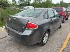 2010  FORD  Focus  SE