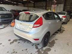 2013  FORD  Fiesta  SE