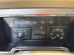 2010  LINCOLN  Navigator  -