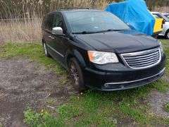 2014 CHRYSLER Town and Country Limited 2C4RC1GG2ER143634