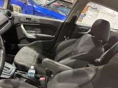 2013  FORD  Fiesta  SE