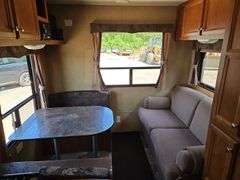 2013 JAYCO JAY FLIGHT SWIFT 1UJBJ0BK6D17P0336