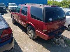 2001 CHEVROLET Blazer LS 1GNDT13W41K238347