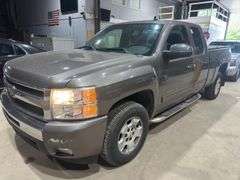 2011  CHEVROLET  Silverado  LTZ