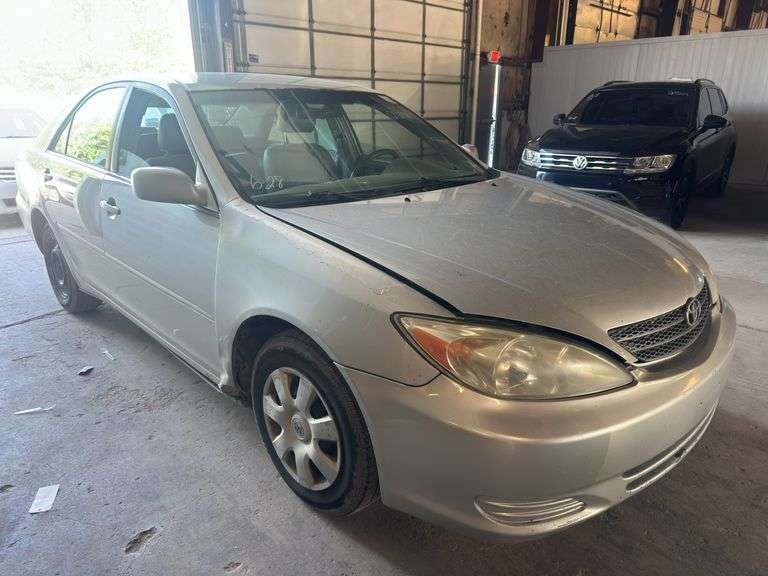 2003 TOYOTA Camry LE 4T1BE32K83U173042 VMI-2524-0509-MI