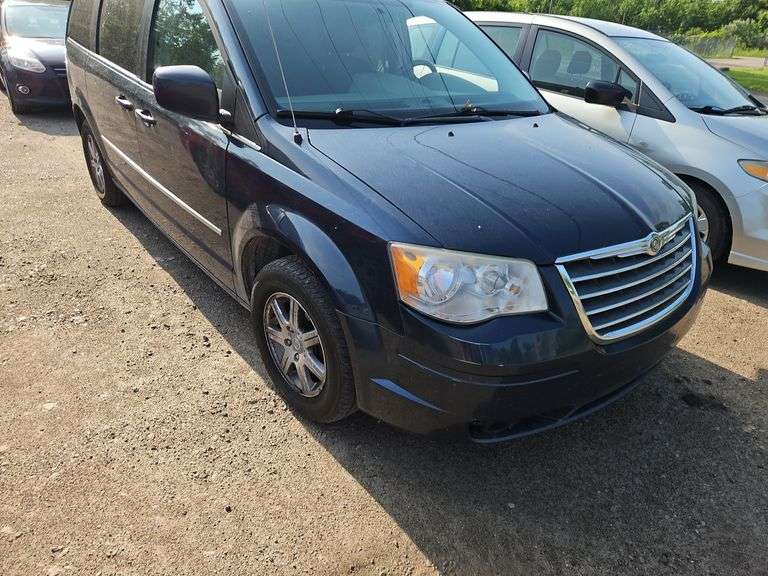 2009 CHRYSLER Town and Country Touring/Signature 2A8HR541X9R626613 VMI-2526-0471-MI