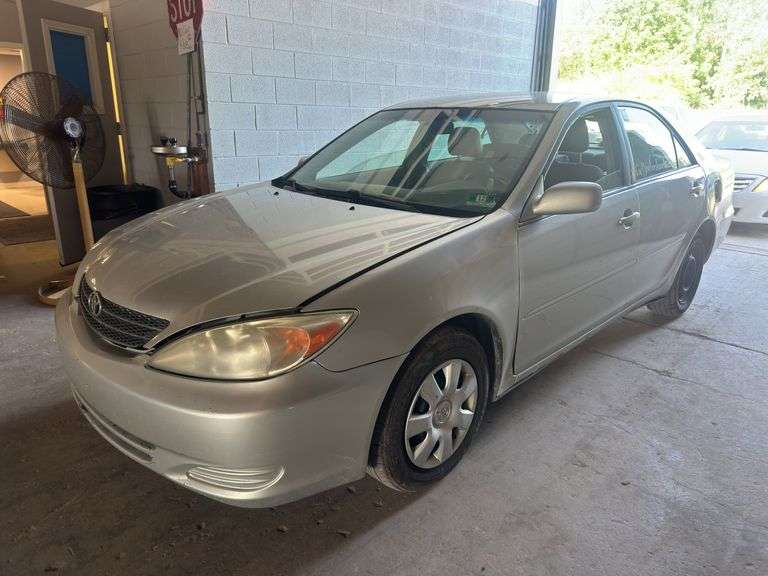 2003 TOYOTA Camry LE 4T1BE32K83U173042 VMI-2524-0509-MI