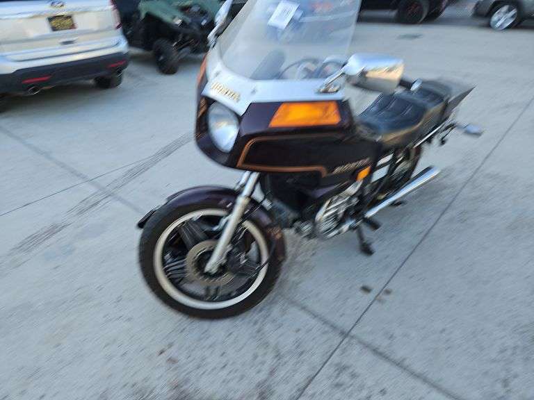 1982  HONDA  Silverwing  NO TRIM