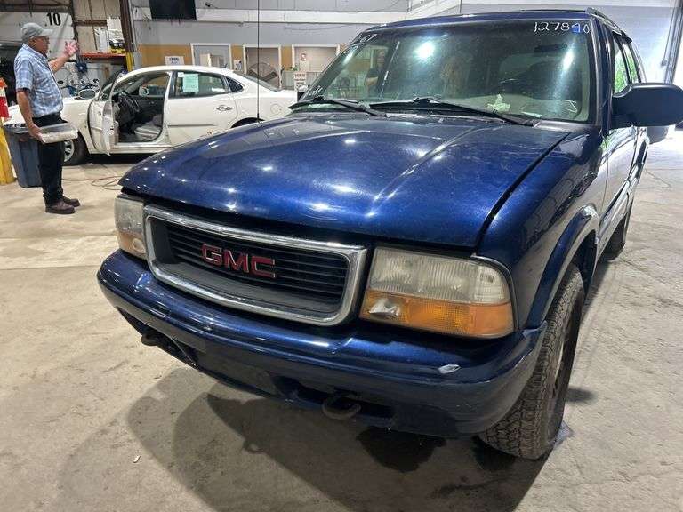 2000  GMC  Jimmy Utility  SLE