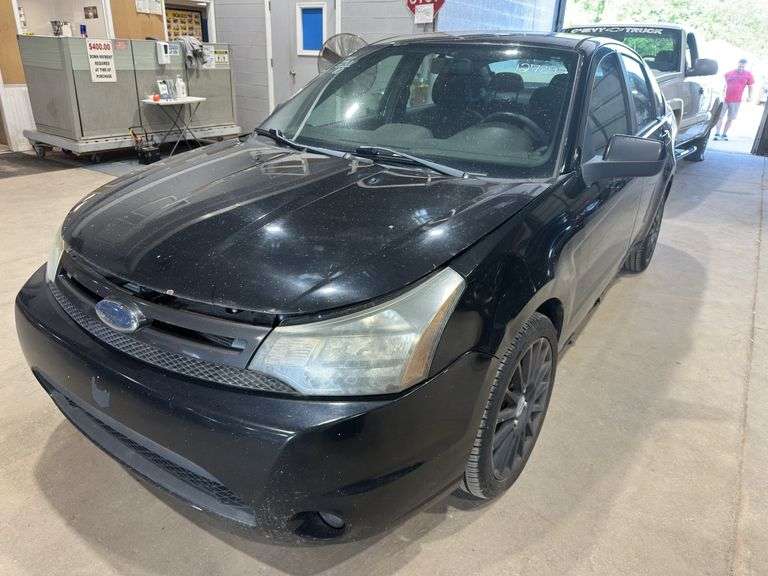 2010 FORD Focus SES