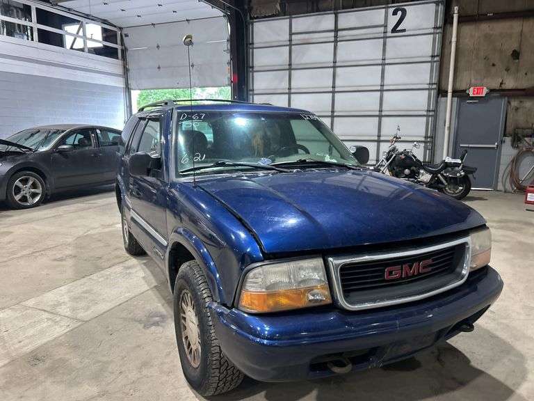 2000  GMC  Jimmy Utility  SLE
