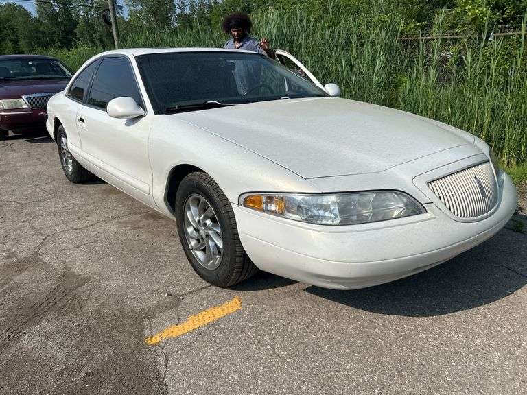 1998  LINCOLN  Mark  LSC