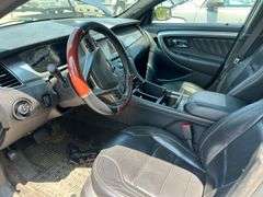 2013  FORD  Taurus  SEL