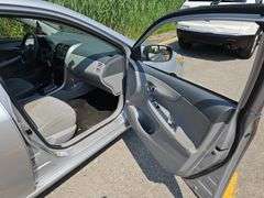 2010 TOYOTA Corolla LE 2T1BU4EE9AC261353