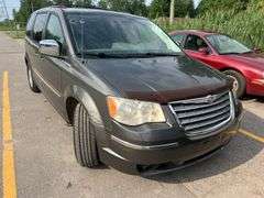 2010  CHRYSLER  Town and Country  Touring