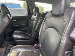 2011  CHEVROLET  Traverse  LS w/Connectivity Package