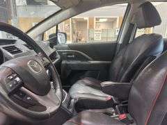 2012 MAZDA Mazda5 Grand Touring/GT