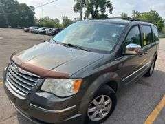 2010  CHRYSLER  Town and Country  Touring