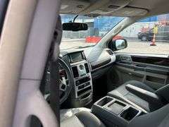 2010  CHRYSLER  Town and Country  Touring